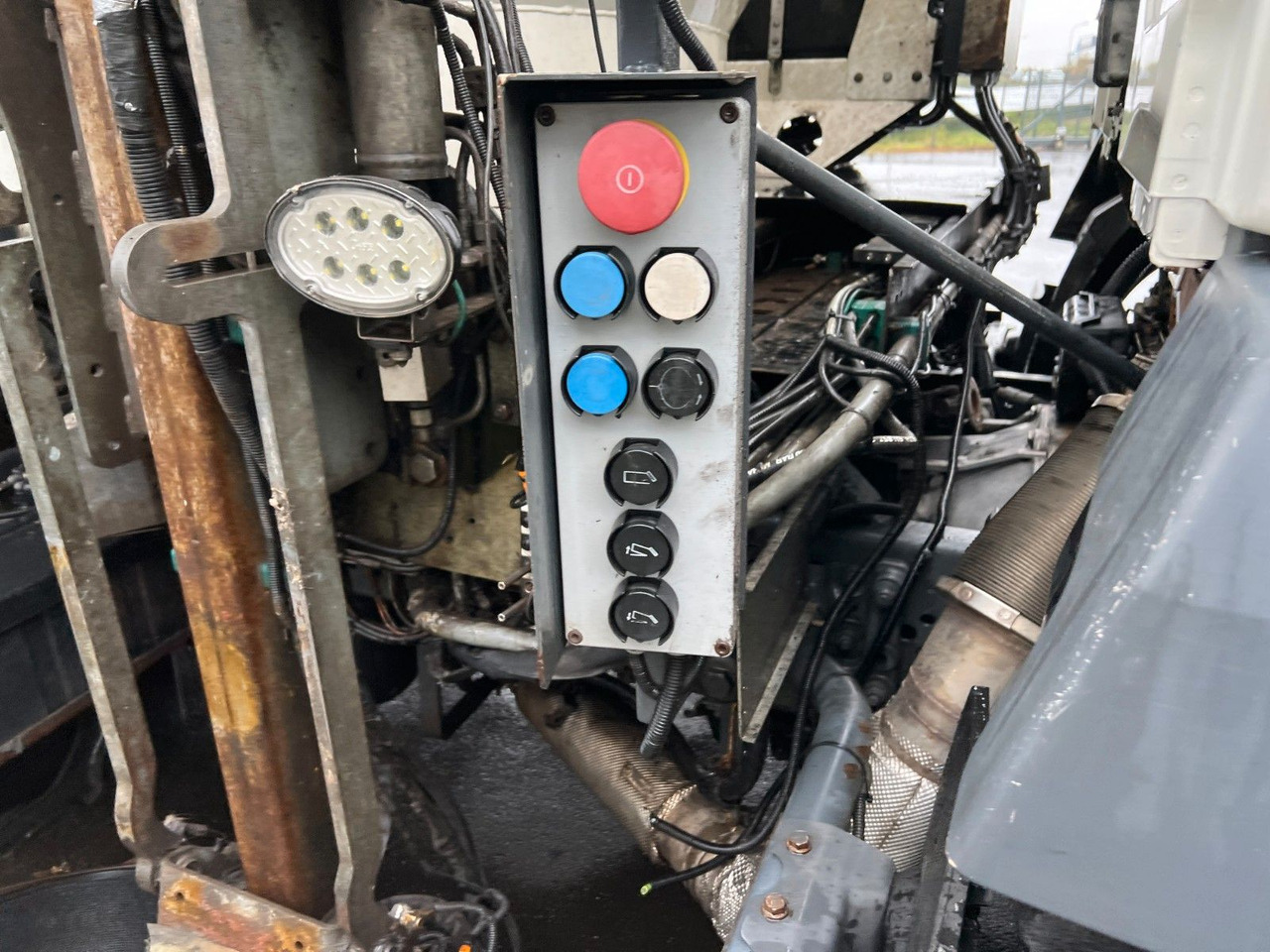 Боклукчийска кола Mercedes-Benz Antos 2533 6x2 Seitenlader  Zoeller S LF 22 Mercedes-Benz Antos 2533 6x2 Seitenlader  Zoeller S LF 22: снимка 9