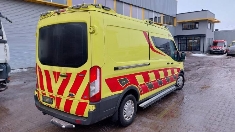 FORD TRANSIT 2,0TDI AMBULANCE KLIMA 1.2018 EURO 6, 3 UNITS - Линейка: снимка 3 FORD TRANSIT 2,0TDI AMBULANCE KLIMA 1.2018 EURO 6, 3 UNITS - Линейка: снимка 3
