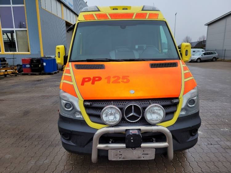 MERCEDES – BENZ SPRINTER 2.2D AMBULANCE (PROFILE) KLIMA 11.2014 EURO 5 - Линейка: снимка 2 MERCEDES – BENZ SPRINTER 2.2D AMBULANCE (PROFILE) KLIMA 11.2014 EURO 5 - Линейка: снимка 2