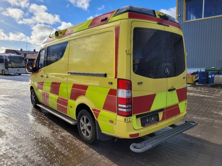 MERCEDES – BENZ SPRINTER 3.0D AMBULANCE (PROFILE) KLIMA 2.2016 EURO 6 - Линейка: снимка 3 MERCEDES – BENZ SPRINTER 3.0D AMBULANCE (PROFILE) KLIMA 2.2016 EURO 6 - Линейка: снимка 3