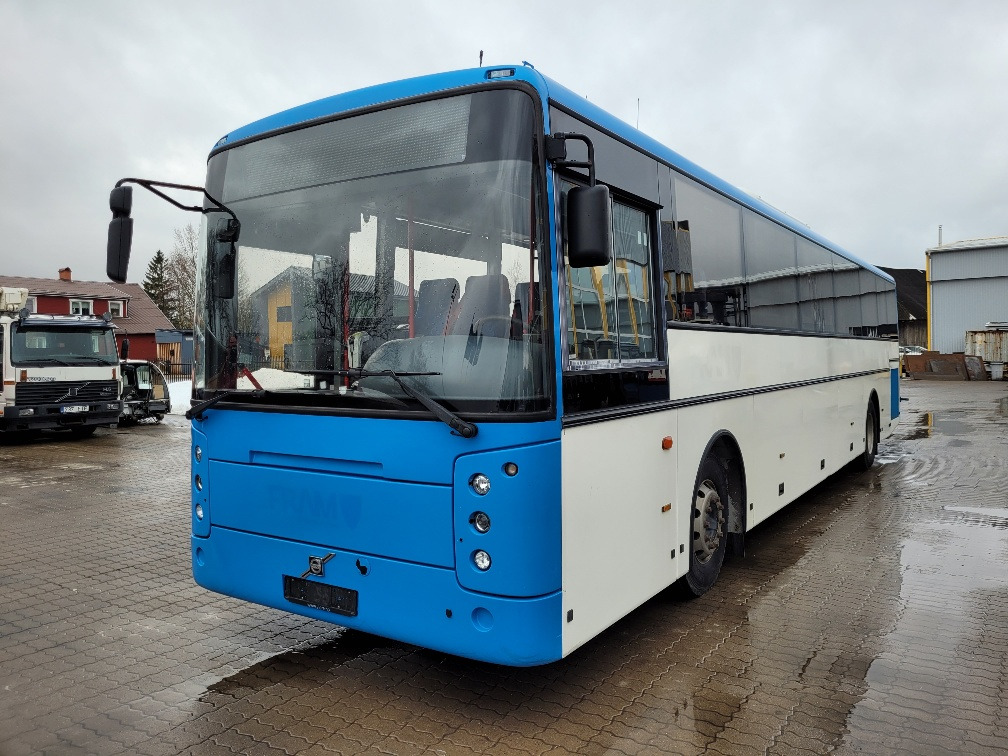 VOLVO B9R VEST CONTRAST, KLIIMA, 10.2012, EURO 5, HANDICAP LIFT, 51 seats, 12,8m - Междуградски автобус: снимка 2 VOLVO B9R VEST CONTRAST, KLIIMA, 10.2012, EURO 5, HANDICAP LIFT, 51 seats, 12,8m - Междуградски автобус: снимка 2