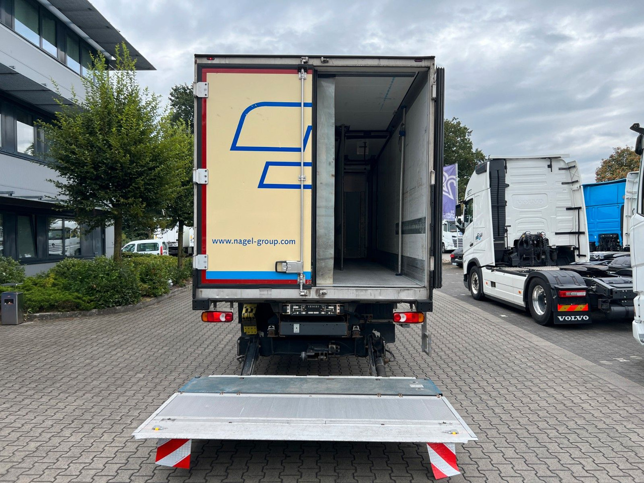 DAF LF 280 FA 16t. Multitemp, T1000 Spectrum - Рефрижератор камион: снимка 4 DAF LF 280 FA 16t. Multitemp, T1000 Spectrum - Рефрижератор камион: снимка 4