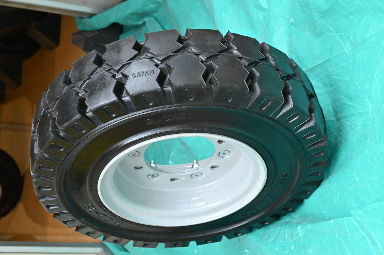 EuroSolid 7.00-12 - Комплект колела за Влекач за багаж: снимка 4 EuroSolid 7.00-12 - Комплект колела за Влекач за багаж: снимка 4