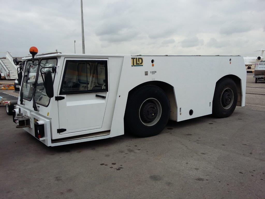 Pushback TLD TMX400-27 - Влекач на самолети: снимка 1 Pushback TLD TMX400-27 - Влекач на самолети: снимка 1