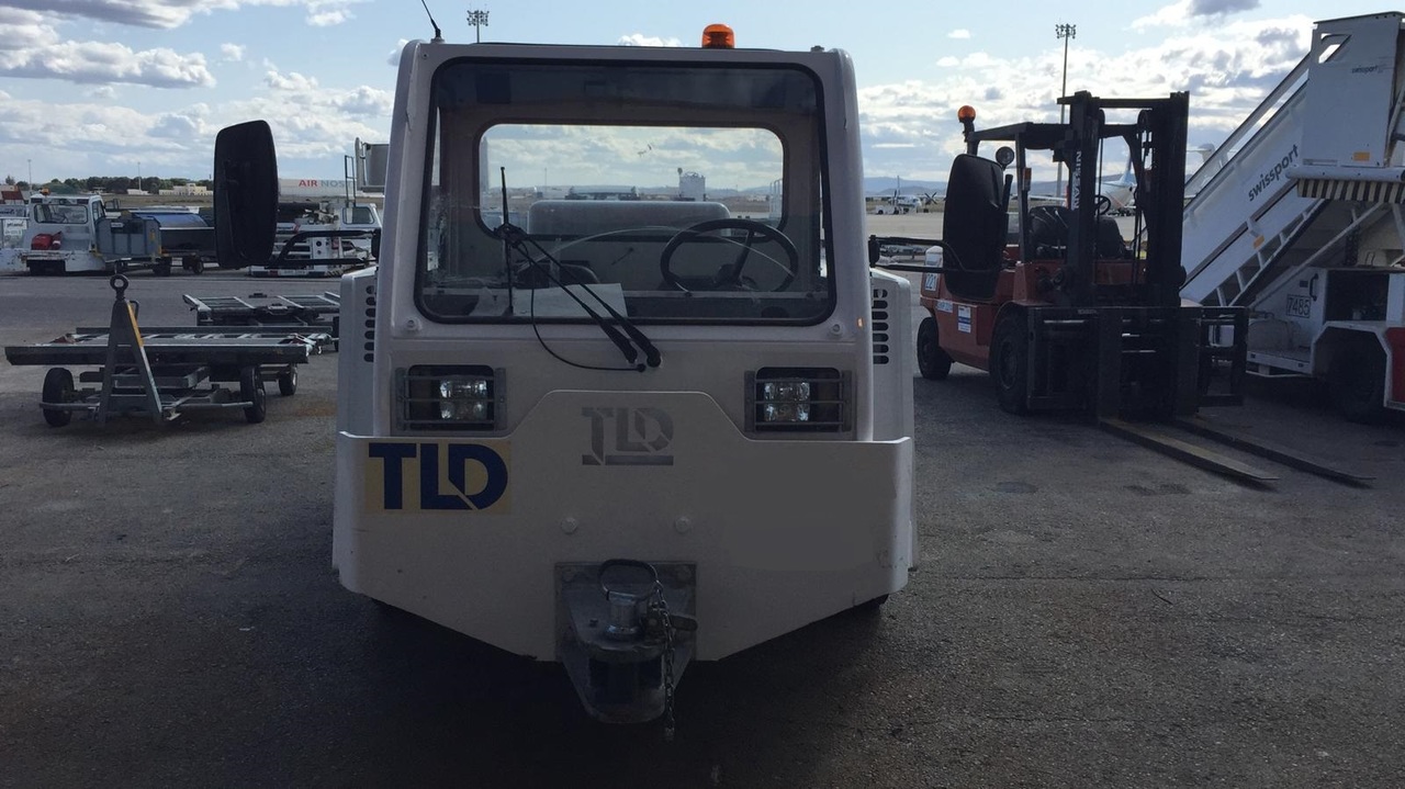 TLD TMX150-9 - Влекач на самолети: снимка 4 TLD TMX150-9 - Влекач на самолети: снимка 4