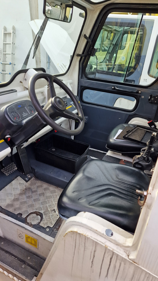 TLD Tractor JST20 - Влекач за багаж: снимка 3 TLD Tractor JST20 - Влекач за багаж: снимка 3