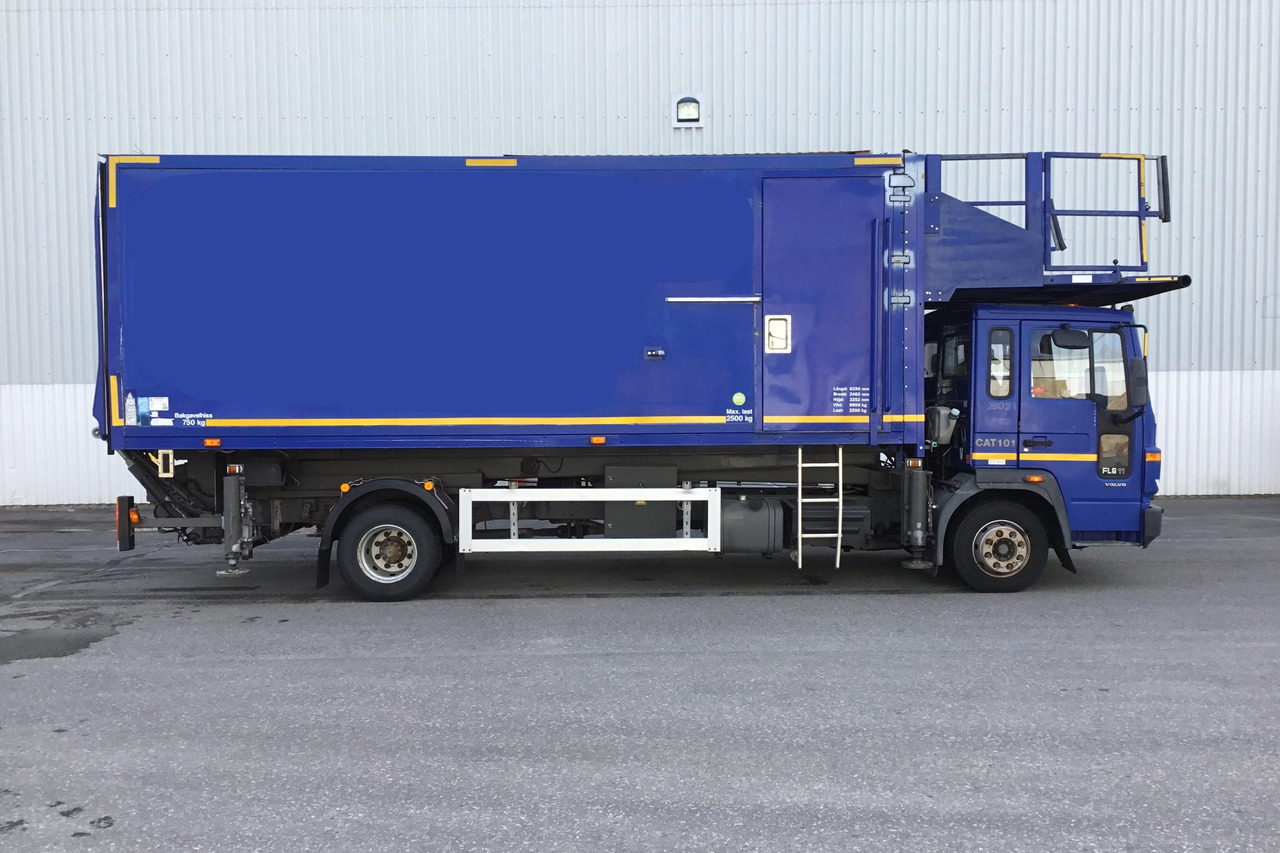 Trepel Catering - Камион за кетъринг: снимка 5 Trepel Catering - Камион за кетъринг: снимка 5