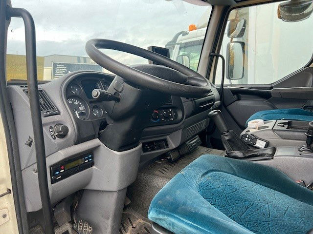 DAF LF 180 FA45.180 LF - Камион фургон: снимка 3 DAF LF 180 FA45.180 LF - Камион фургон: снимка 3