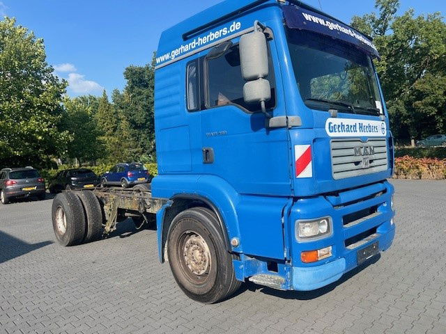 MAN TGA 18.480 MAN TGA 18.480 - Шаси кабина: снимка 2 MAN TGA 18.480 MAN TGA 18.480 - Шаси кабина: снимка 2