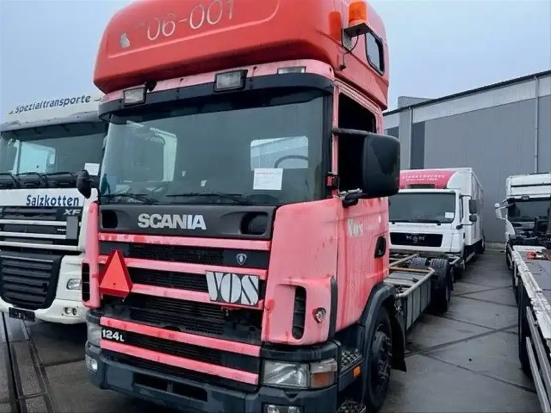 Scania R124-360 .360 6x2 - Шаси кабина: снимка 1 Scania R124-360 .360 6x2 - Шаси кабина: снимка 1