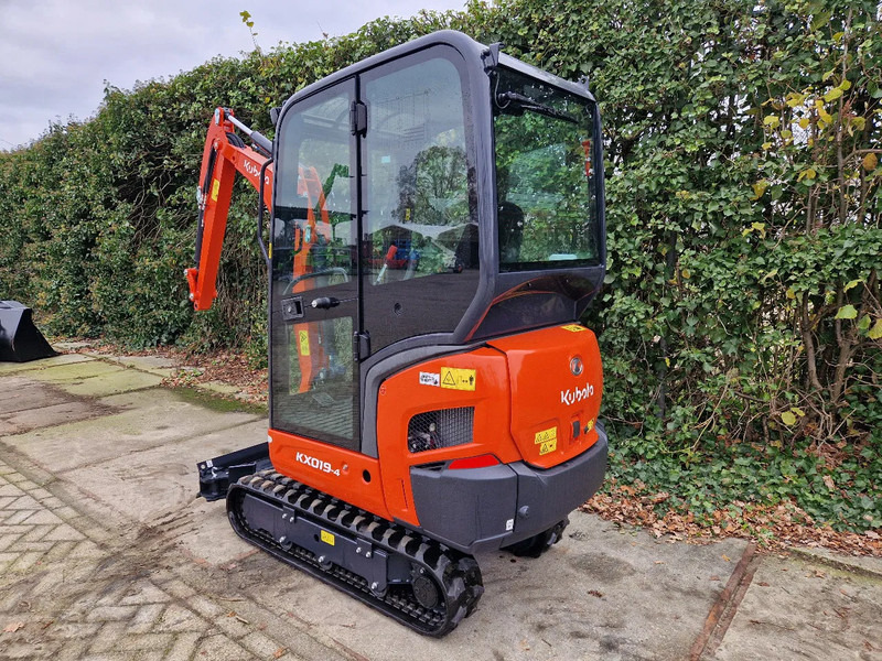 Kubota KX019-4 Hi-spec (NIEUW) - Мини багер: снимка 5 Kubota KX019-4 Hi-spec (NIEUW) - Мини багер: снимка 5