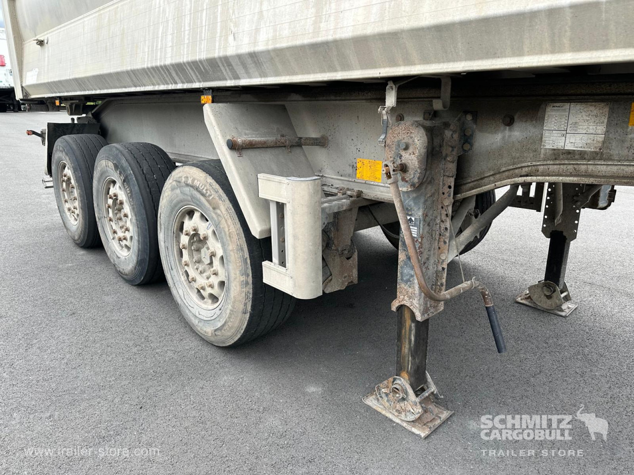 BENALU Tipper Alu-square sided body 24m³ - Самосвал полуремарке: снимка 3 BENALU Tipper Alu-square sided body 24m³ - Самосвал полуремарке: снимка 3