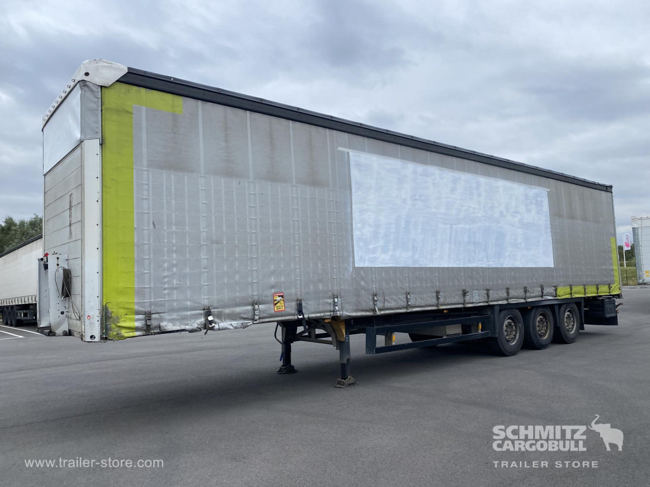 SCHMITZ Curtainsider Standard - Брезентово полуремарке: снимка 5 SCHMITZ Curtainsider Standard - Брезентово полуремарке: снимка 5