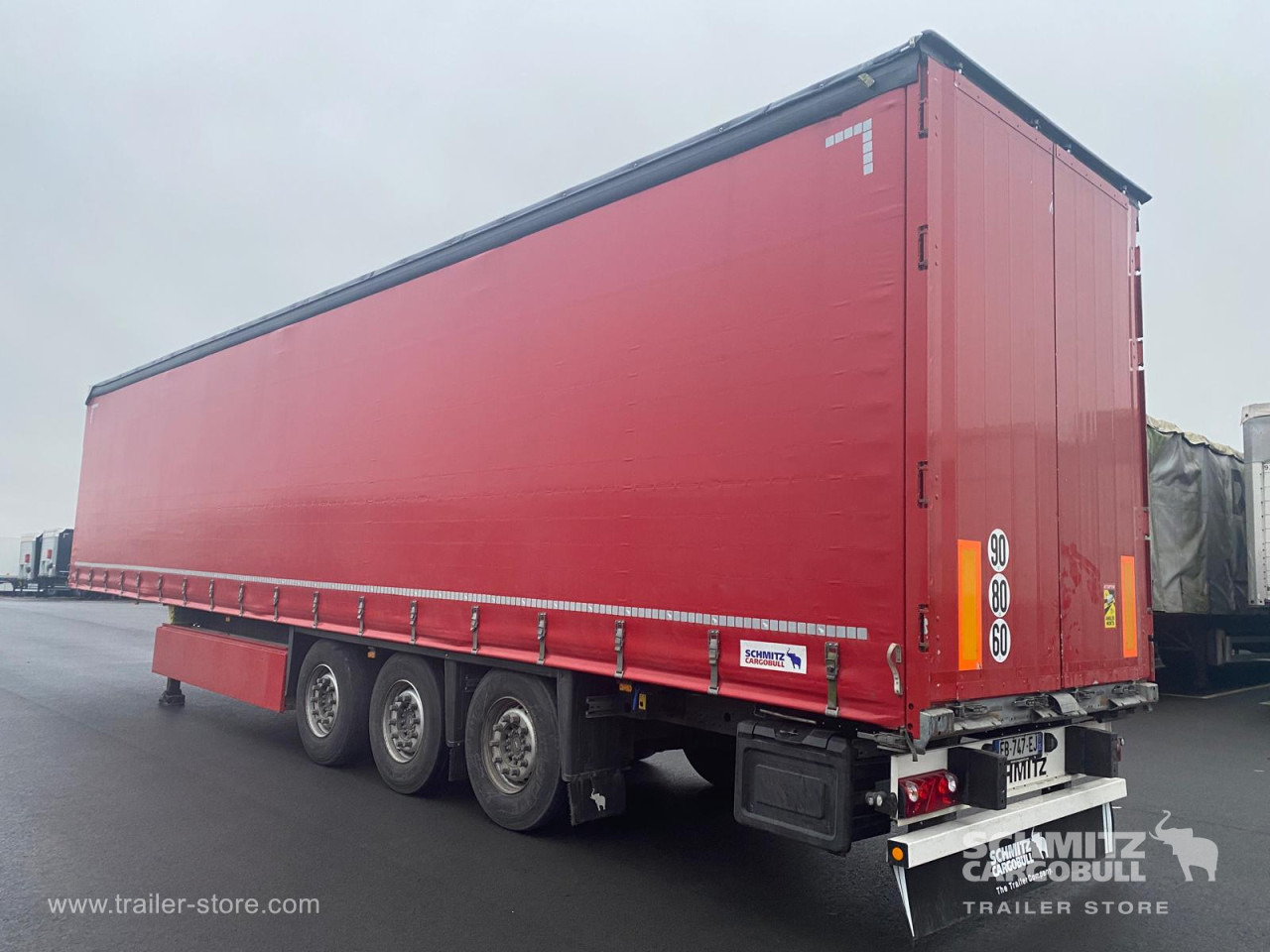 SCHMITZ Curtainsider Standard - Брезентово полуремарке: снимка 2 SCHMITZ Curtainsider Standard - Брезентово полуремарке: снимка 2