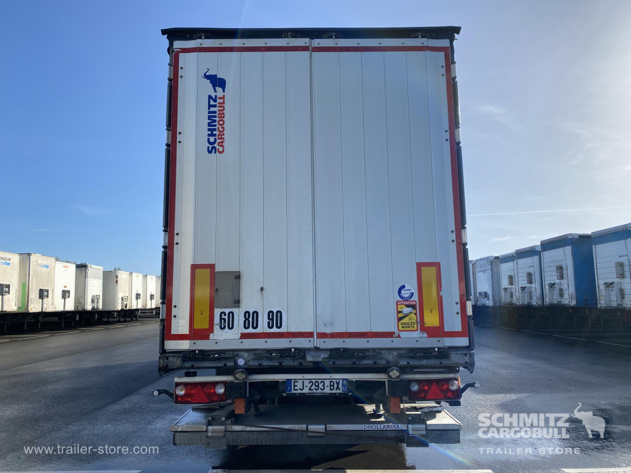 SCHMITZ Curtainsider Standard Taillift - Брезентово полуремарке: снимка 2 SCHMITZ Curtainsider Standard Taillift - Брезентово полуремарке: снимка 2