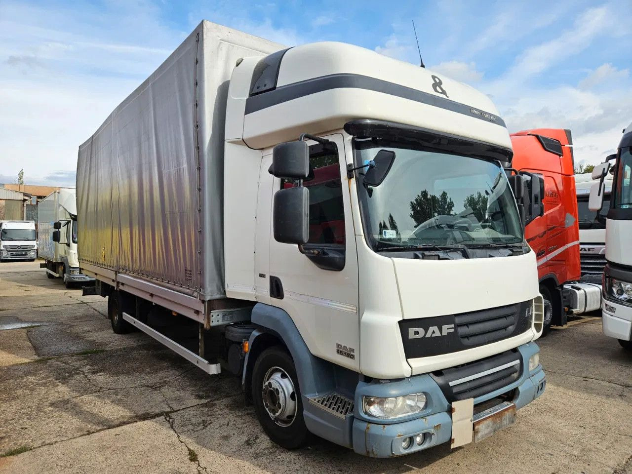 DAF LF 45.180 EEV - More units in stock! - Брезентов бус: снимка 3 DAF LF 45.180 EEV - More units in stock! - Брезентов бус: снимка 3