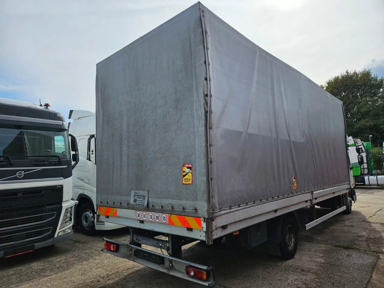 DAF LF 45.180 EEV - More units in stock! - Брезентов бус: снимка 5 DAF LF 45.180 EEV - More units in stock! - Брезентов бус: снимка 5