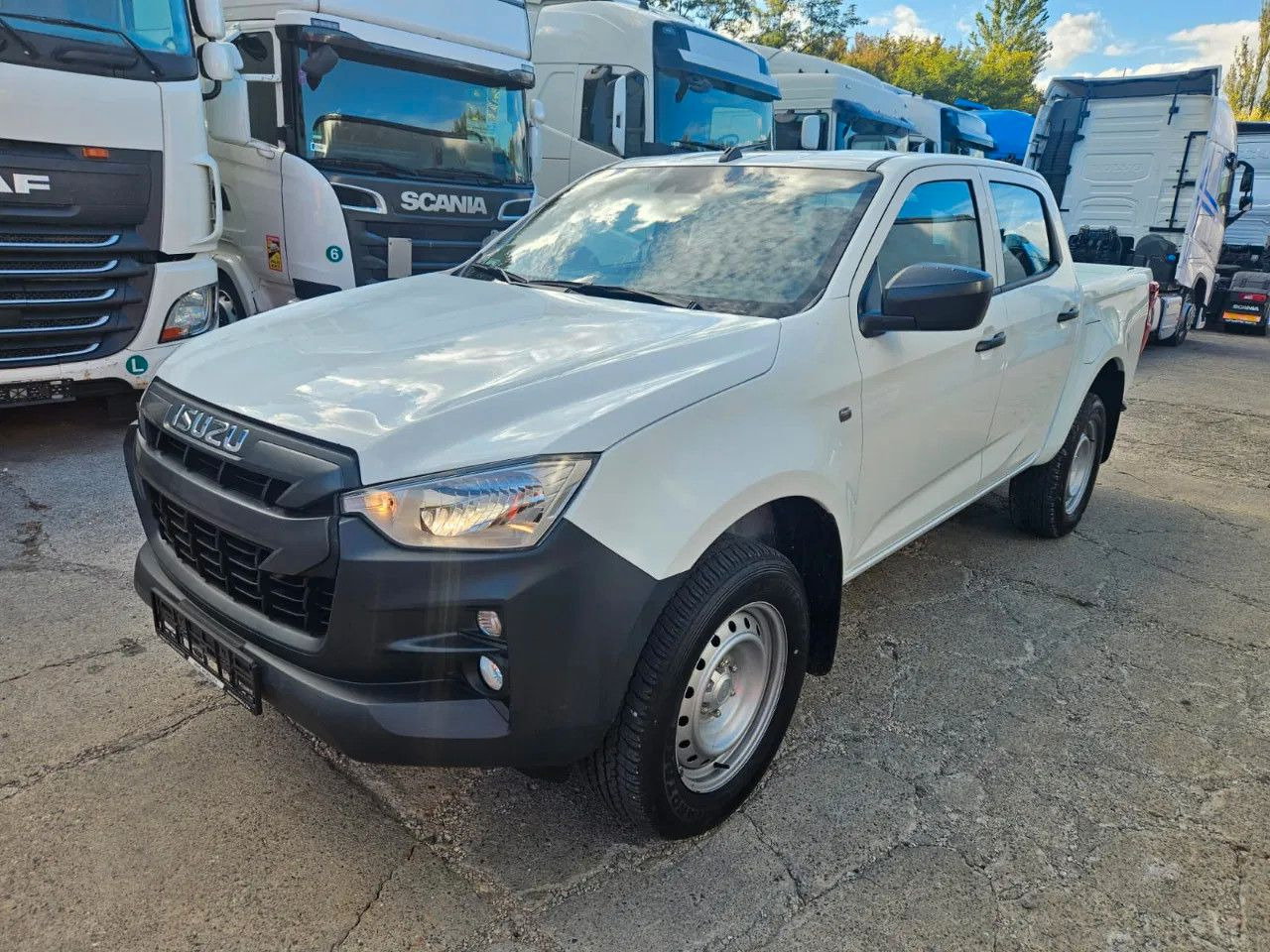 Isuzu D-Max 2H, 4H, 4L - Джип: снимка 1 Isuzu D-Max 2H, 4H, 4L - Джип: снимка 1