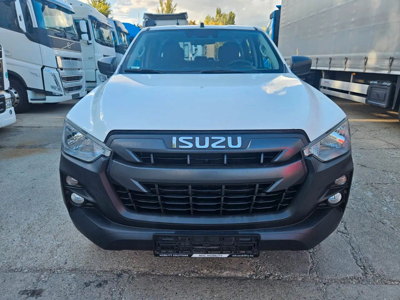 Isuzu D-Max 2H, 4H, 4L - Джип: снимка 2 Isuzu D-Max 2H, 4H, 4L - Джип: снимка 2