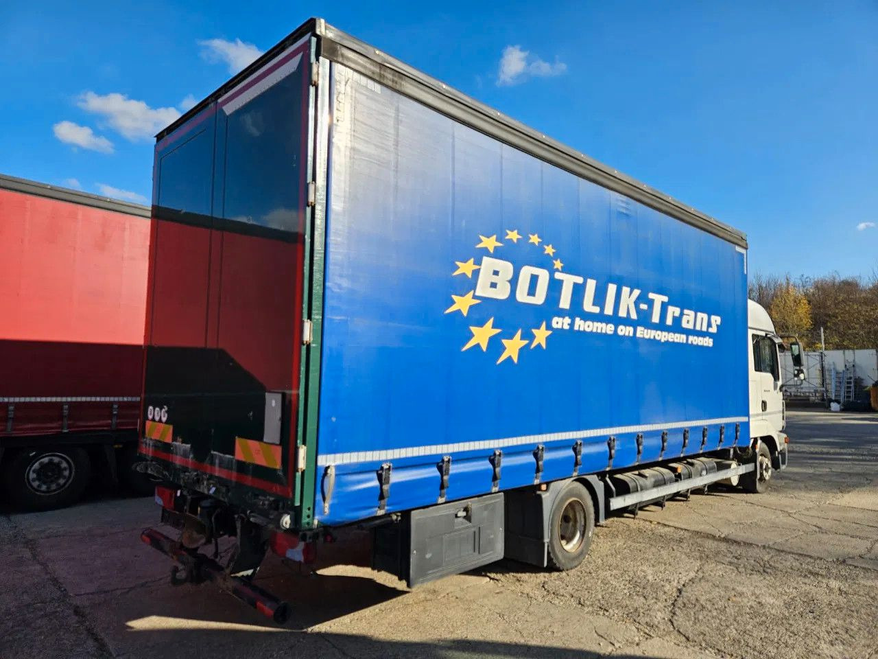 MAN TGL 8.220 Euro5 8,5 t - Камион с брезент: снимка 4 MAN TGL 8.220 Euro5 8,5 t - Камион с брезент: снимка 4