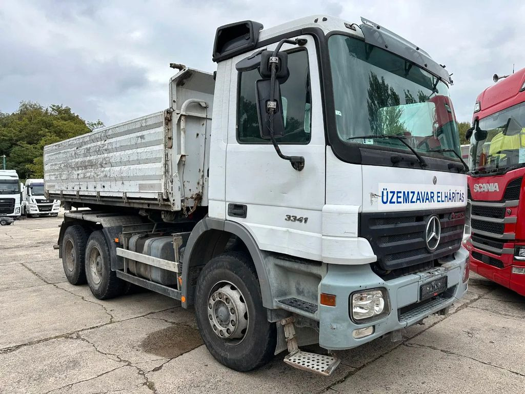 Mercedes-Benz Actros 3341 3 sided Tipper, 6x4, Euro 3, - Самосвал камион: снимка 2 Mercedes-Benz Actros 3341 3 sided Tipper, 6x4, Euro 3, - Самосвал камион: снимка 2