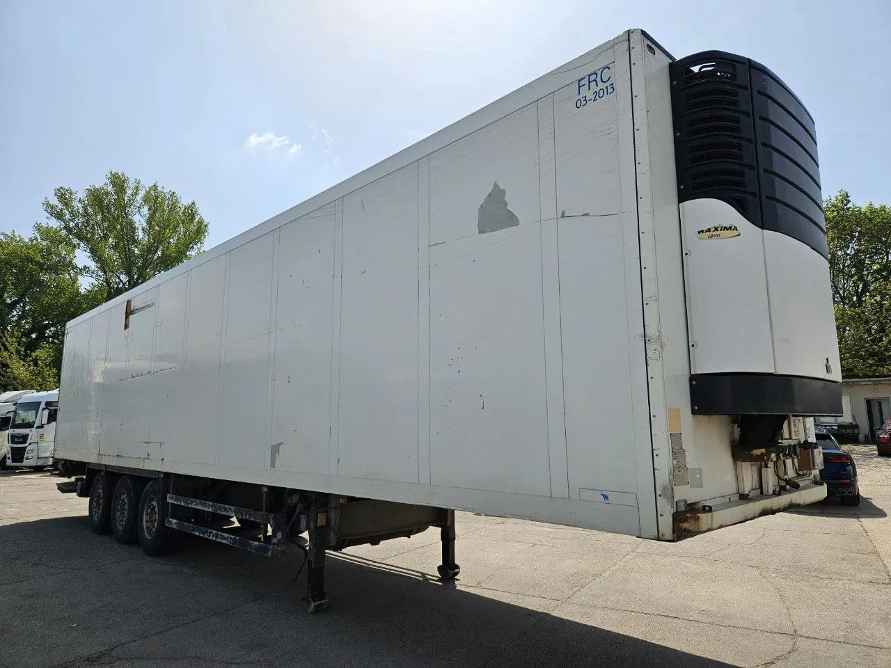 Schmitz Cargobull SKO24 Carrier Maxima 1300 Tail Lift, A axle lift - Рефрижератор полуремарке: снимка 2 Schmitz Cargobull SKO24 Carrier Maxima 1300 Tail Lift, A axle lift - Рефрижератор полуремарке: снимка 2
