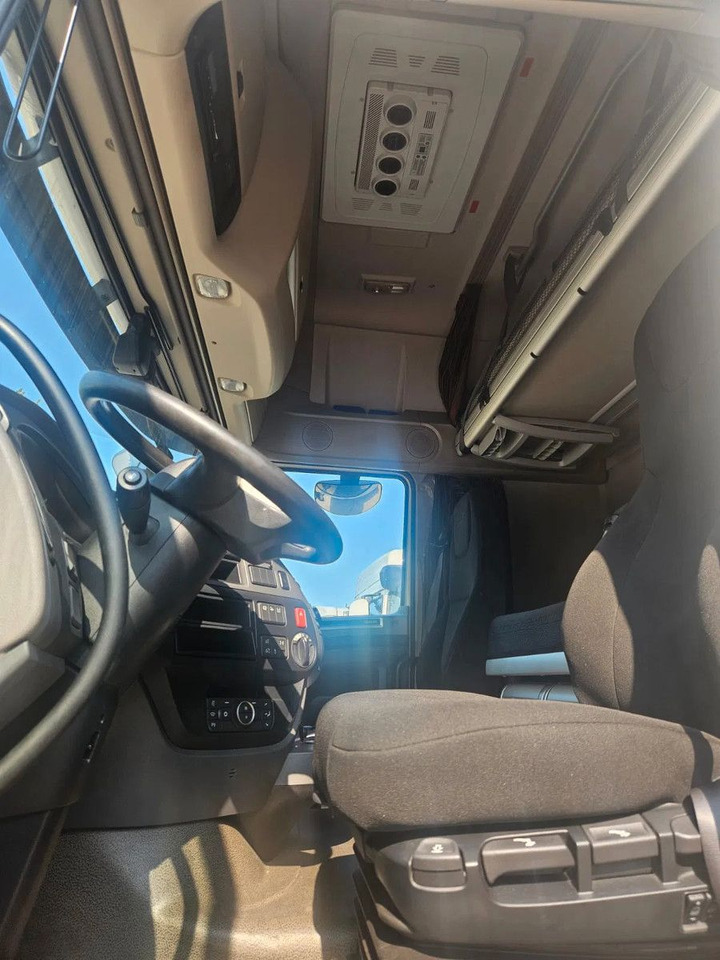 DAF XF 480 SSC-Standard-StandKlima-6 Units - Влекач: снимка 5 DAF XF 480 SSC-Standard-StandKlima-6 Units - Влекач: снимка 5