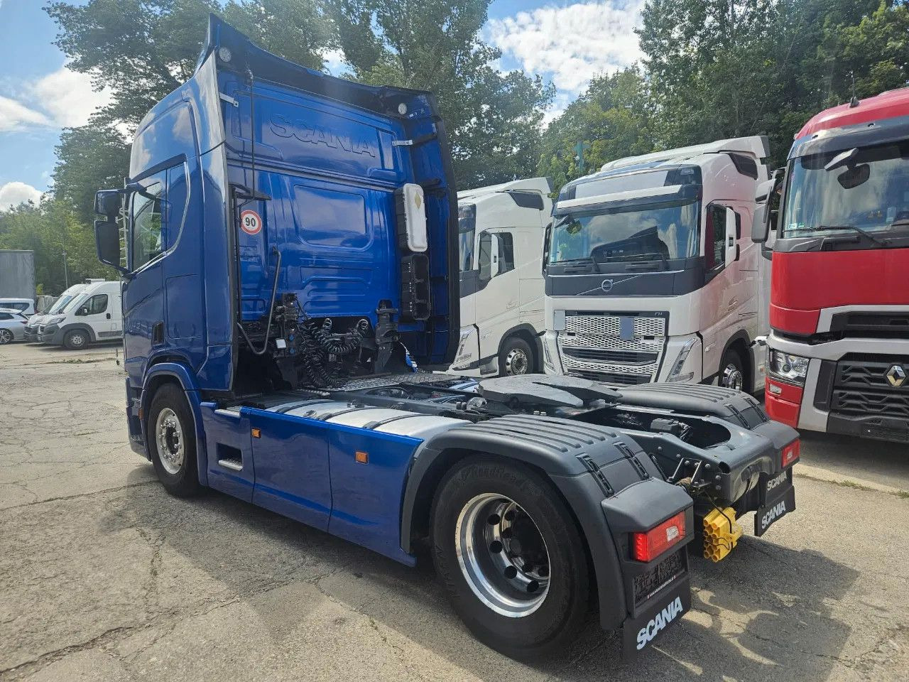 Scania R410 Standard - Full Spoiler - Retarder - Alloy - Влекач: снимка 4 Scania R410 Standard - Full Spoiler - Retarder - Alloy - Влекач: снимка 4