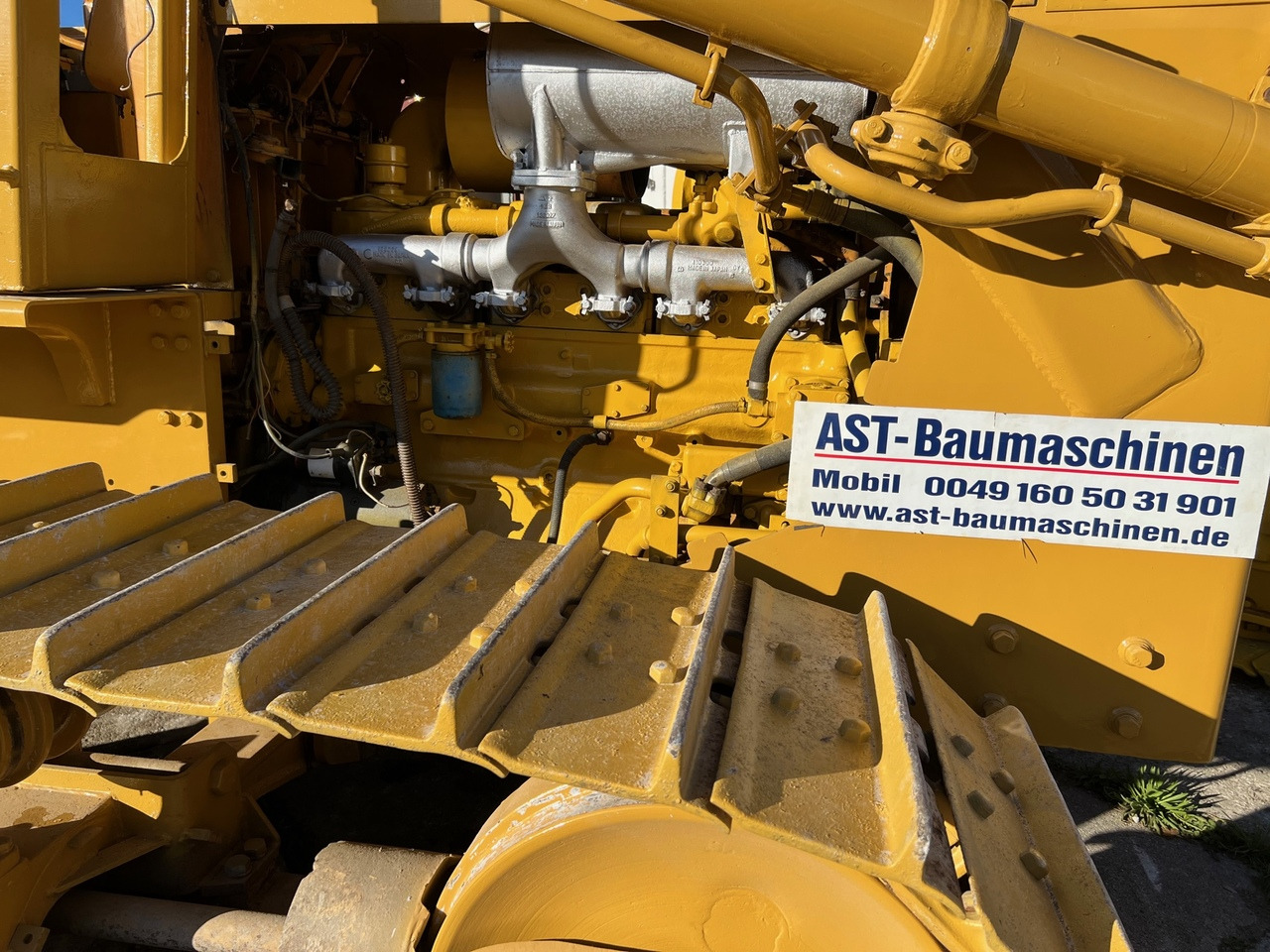 KOMATSU D65-E - Булдозер: снимка 4 KOMATSU D65-E - Булдозер: снимка 4
