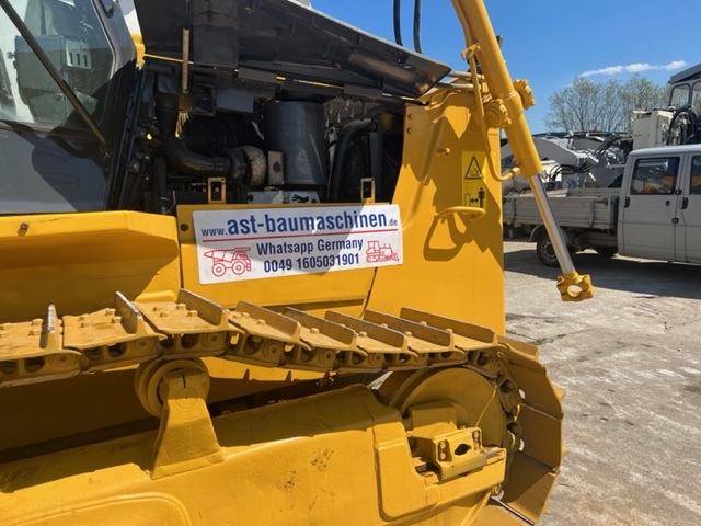 KOMATSU D65EX12 mit Ripperventil - Булдозер: снимка 3 KOMATSU D65EX12 mit Ripperventil - Булдозер: снимка 3