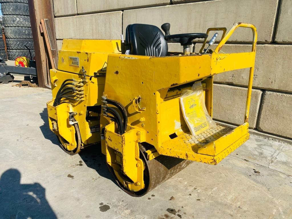 Bomag BW 75 AD  - Пътен валяк: снимка 4 Bomag BW 75 AD  - Пътен валяк: снимка 4