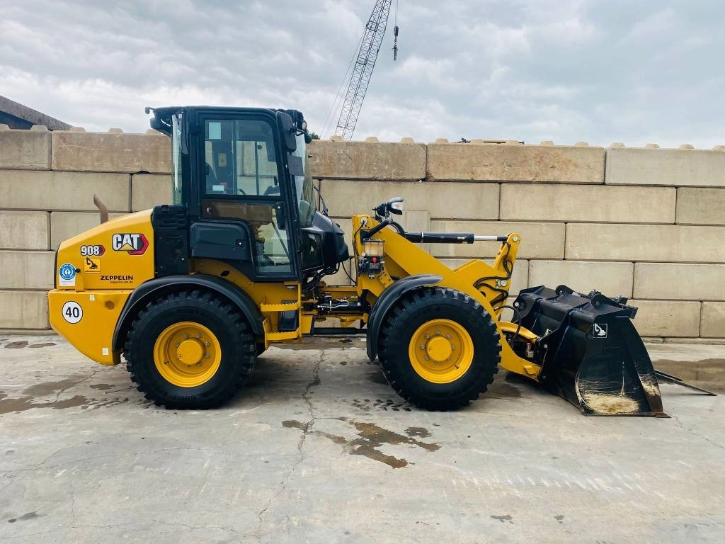 CAT 908-14a - Колесен товарач: снимка 2 CAT 908-14a - Колесен товарач: снимка 2