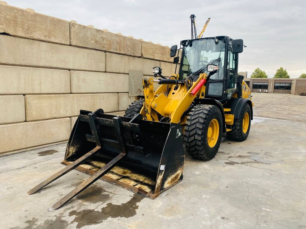 CAT 908-14a - Колесен товарач: снимка 3 CAT 908-14a - Колесен товарач: снимка 3