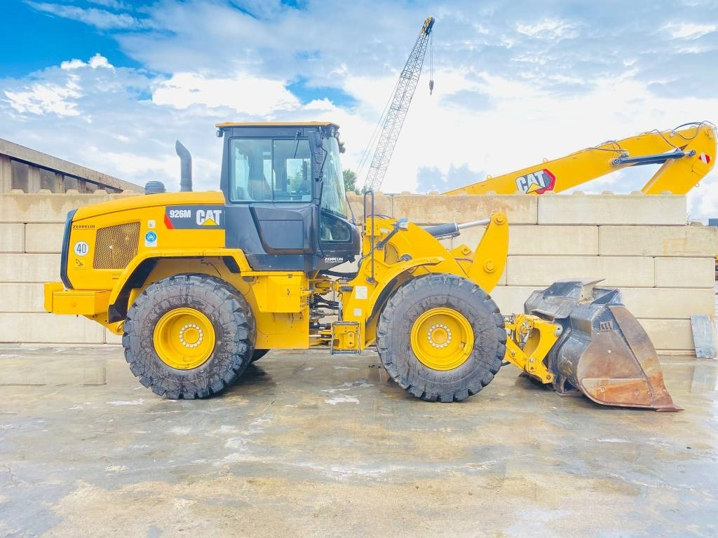 CAT 926m - Колесен товарач: снимка 2 CAT 926m - Колесен товарач: снимка 2