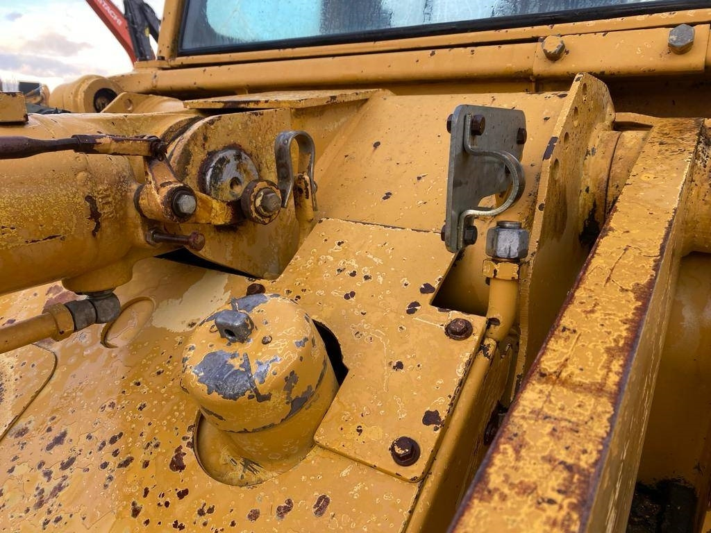 Верижен товарач CAT 953: снимка 9