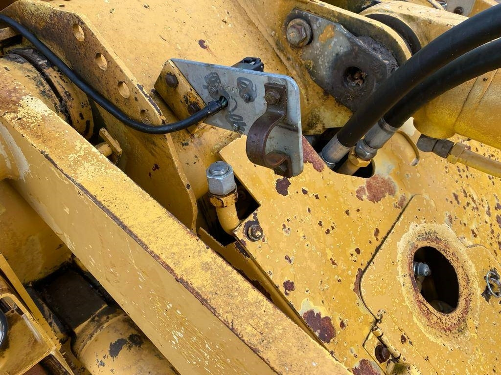 Верижен товарач CAT 953: снимка 8