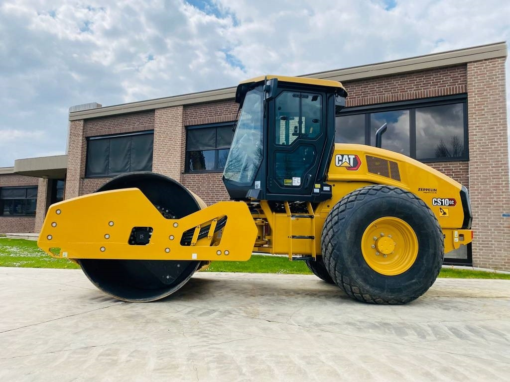 CAT CS 10 GC - Компактор: снимка 1 CAT CS 10 GC - Компактор: снимка 1