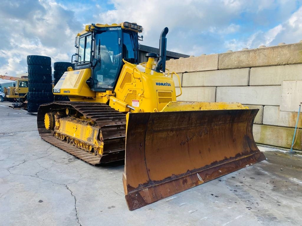 Komatsu D 61 PXI-24E0 - Булдозер: снимка 3 Komatsu D 61 PXI-24E0 - Булдозер: снимка 3