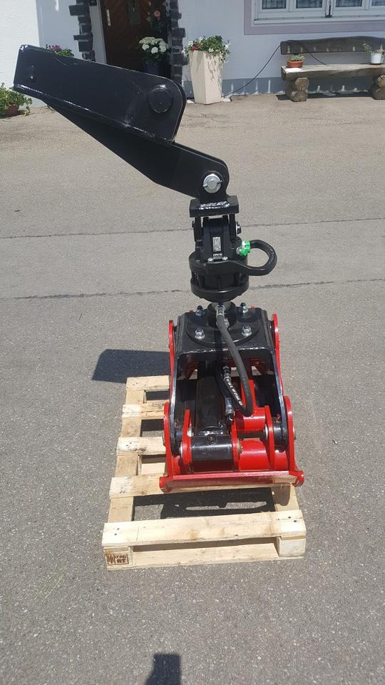 Holzgreifer Holzzangen Forstgreifer Rückezange Minibagger Hitachi - Грайфер: снимка 4 Holzgreifer Holzzangen Forstgreifer Rückezange Minibagger Hitachi - Грайфер: снимка 4