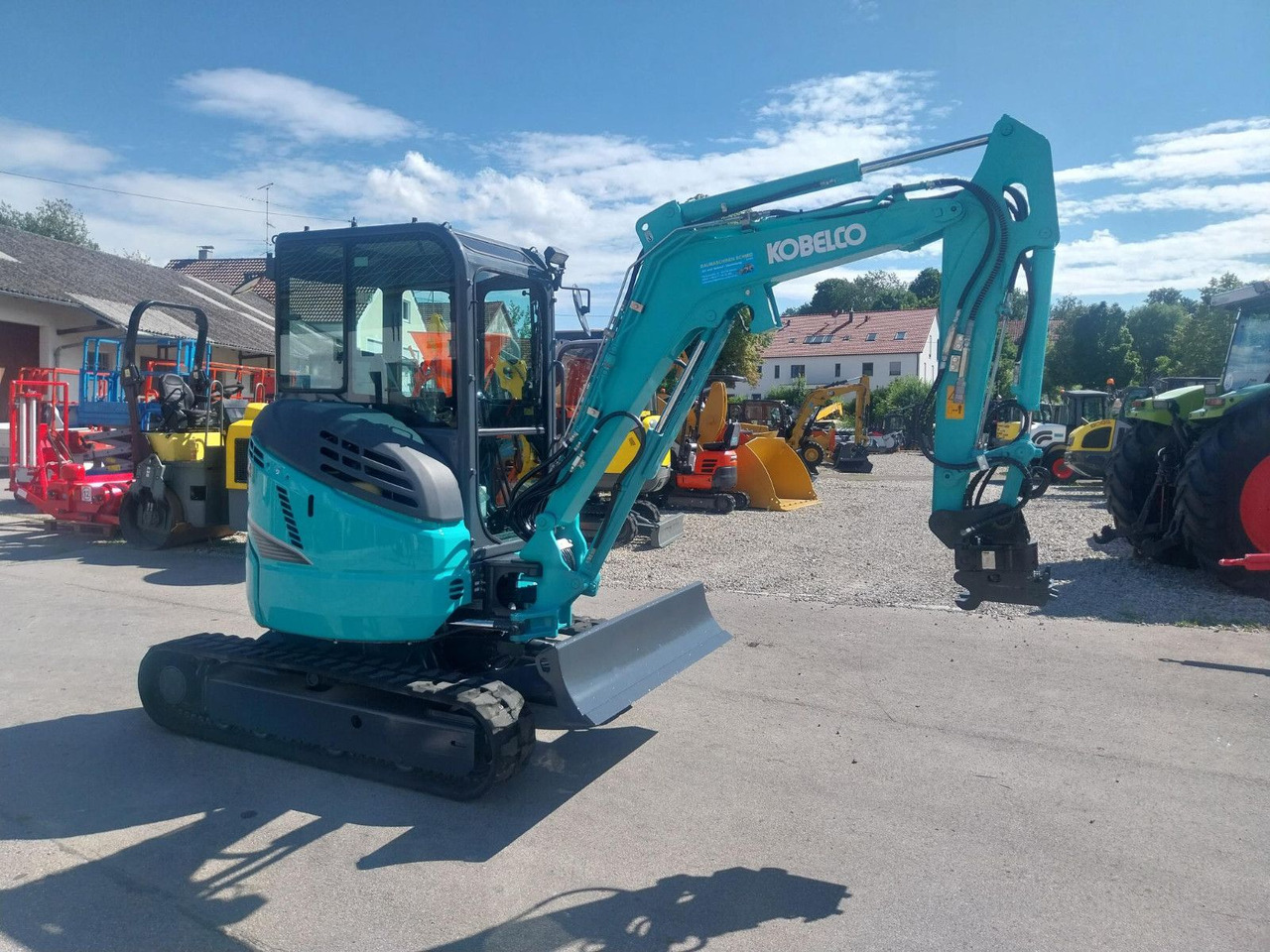 Kobelco SK 28 SR - Мини багер: снимка 3 Kobelco SK 28 SR - Мини багер: снимка 3