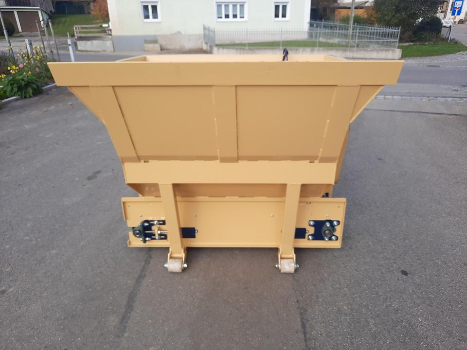 Liegeboxen Einstreugerät Futterverteilgerät Hoflader Radlader Cat - Техника за животновъдство: снимка 4 Liegeboxen Einstreugerät Futterverteilgerät Hoflader Radlader Cat - Техника за животновъдство: снимка 4