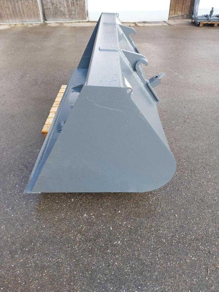 Merlo Schaufel 2,5m Teleskoplader Radlader Volumen - Кофа за товарач: снимка 2 Merlo Schaufel 2,5m Teleskoplader Radlader Volumen - Кофа за товарач: снимка 2