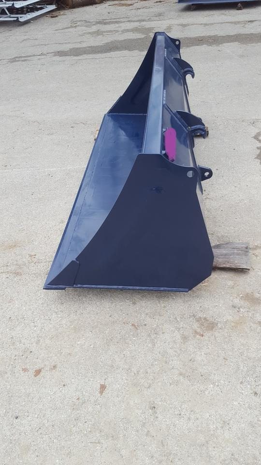 Schaufel 2,2m Euro Schlepper Frontladerschaufel Hoflader Weideman - Кофа за товарач: снимка 2 Schaufel 2,2m Euro Schlepper Frontladerschaufel Hoflader Weideman - Кофа за товарач: снимка 2