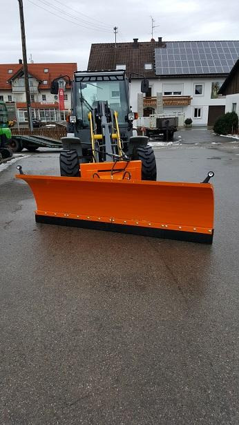 Schneeschild 2,6m Kramer Schlepper Radlader Hoflader Frontlader - Гребло за сняг: снимка 1 Schneeschild 2,6m Kramer Schlepper Radlader Hoflader Frontlader - Гребло за сняг: снимка 1