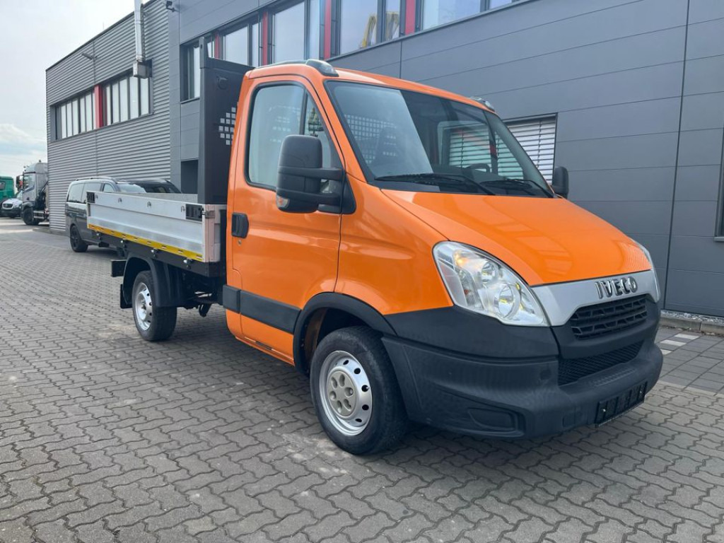 IVECO(I) Daily 29L13 Pritsche - Бордови бус: снимка 2 IVECO(I) Daily 29L13 Pritsche - Бордови бус: снимка 2