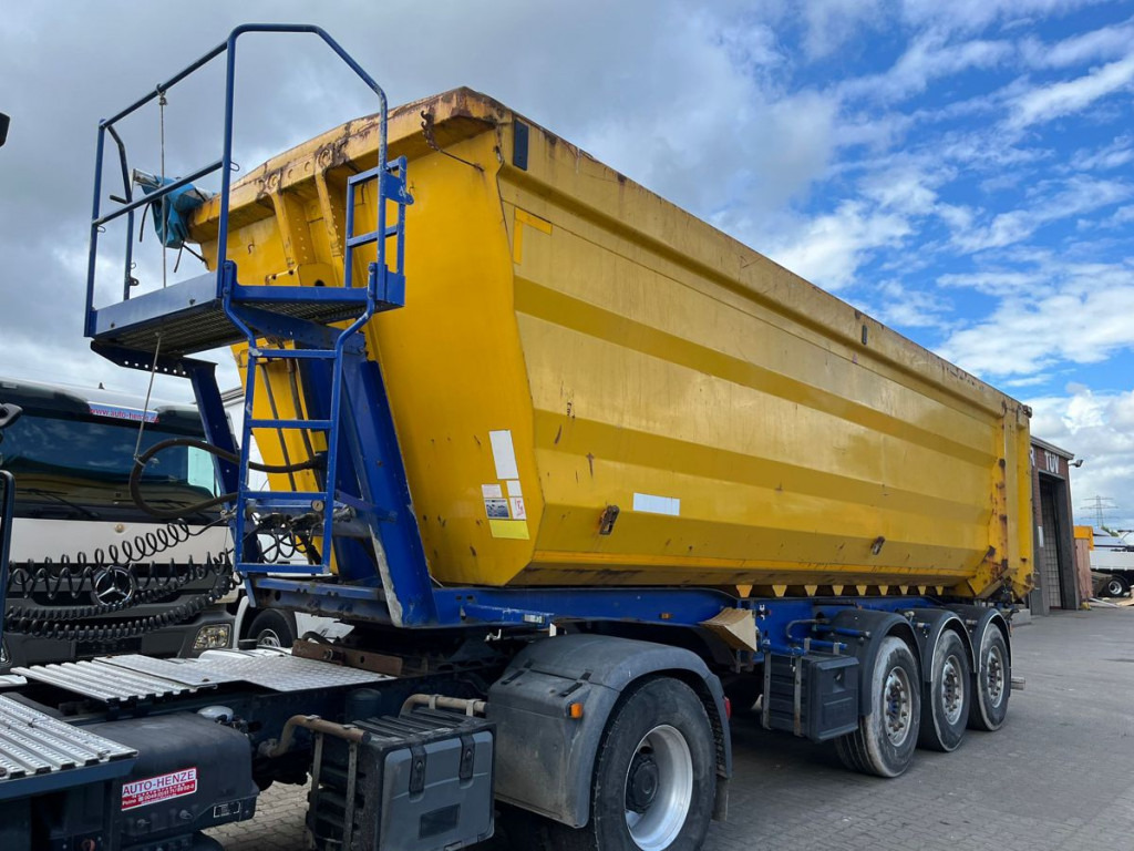 KEMPF Hinterkippmulde SKM 35 3 Kippauflieger 40m³ Stahl - Самосвал полуремарке: снимка 4 KEMPF Hinterkippmulde SKM 35 3 Kippauflieger 40m³ Stahl - Самосвал полуремарке: снимка 4