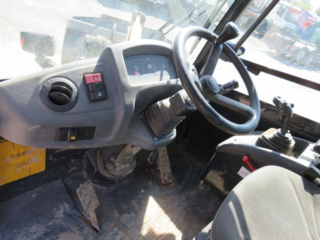 KOMATSU HANOMAG Radlader WA 80 - 6 Radlader - Колесен товарач: снимка 5 KOMATSU HANOMAG Radlader WA 80 - 6 Radlader - Колесен товарач: снимка 5
