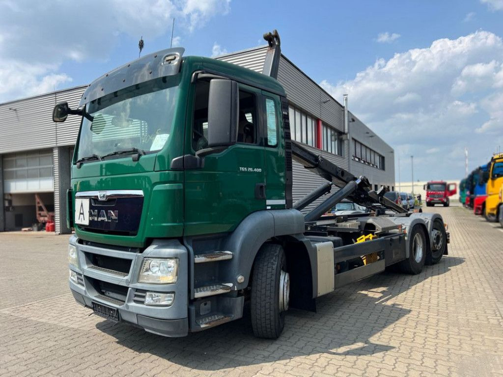 MAN TG-S 26.400 6x2-2 BL Abrollkipper org. nur237TKM - Мултилифт с кука камион: снимка 5 MAN TG-S 26.400 6x2-2 BL Abrollkipper org. nur237TKM - Мултилифт с кука камион: снимка 5