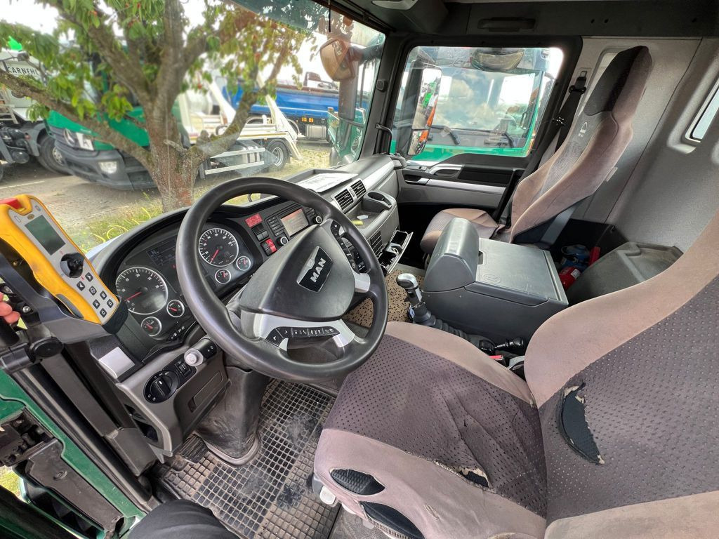 MAN TG-S 26.400 6x2-2 BL Abrollkipper org. nur237TKM - Мултилифт с кука камион: снимка 3 MAN TG-S 26.400 6x2-2 BL Abrollkipper org. nur237TKM - Мултилифт с кука камион: снимка 3