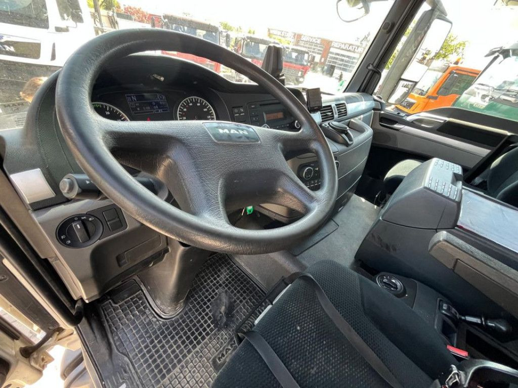 MAN TG-S 26.400 6x2-2 BL Pritsche Heckkran 5xhydr.Au - Бордови камион, Камион с кран: снимка 5 MAN TG-S 26.400 6x2-2 BL Pritsche Heckkran 5xhydr.Au - Бордови камион, Камион с кран: снимка 5